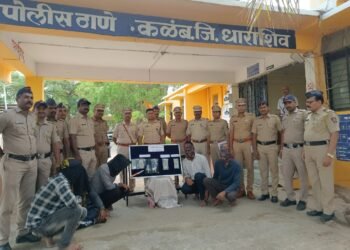 कळंब : जबरी चोरी, घरफोडी व एटीएम चोरी मधील आरोपीं जेरबंद