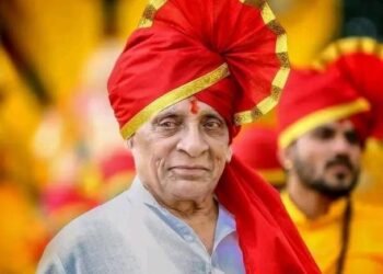 आधारवड : डॉ पद्‌मसिंहजी पाटील साहेब