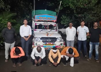 धाराशिवमध्ये तांब्याच्या तारांची चोरी करणाऱ्या टोळीला अटक