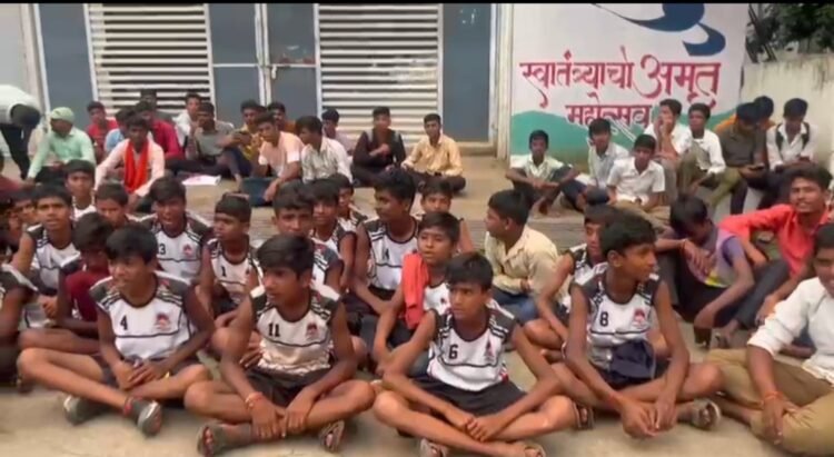 धाराशिव तालुकास्तरीय खो-खो सामन्यात पंचांच्या ‘चुकीच्या’ निर्णयावरून वाद