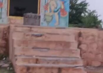 अणदूर गाव बंद: महादेव मंदिर विटंबनेनंतर संतप्त वातावरण