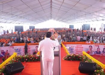 मुख्यमंत्र्यांचा धाराशिव दौरा: आला वारा, गेला वारा …