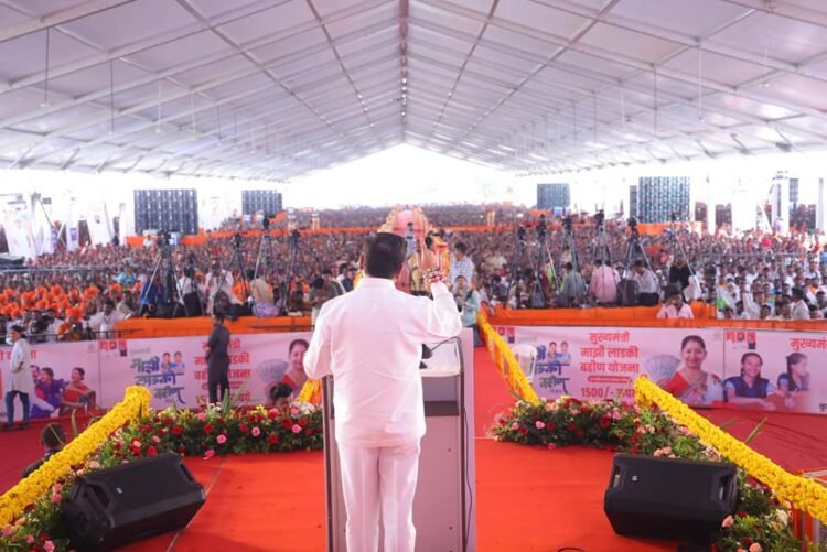 मुख्यमंत्र्यांचा धाराशिव दौरा: आला वारा, गेला वारा …