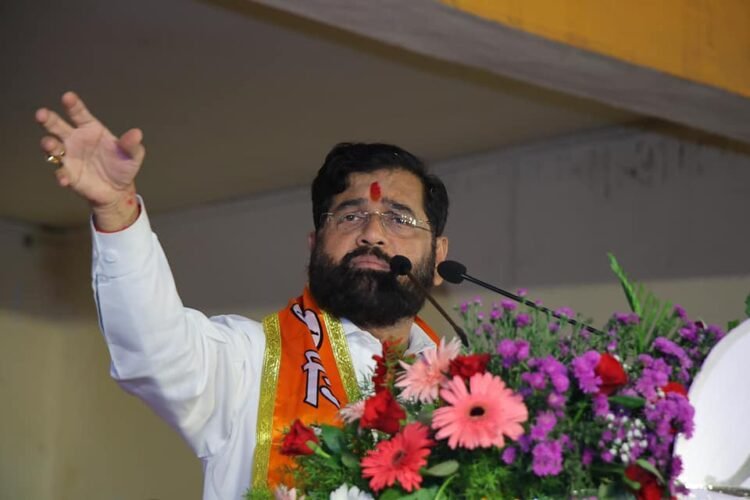 मुख्यमंत्र्यांच्या फेसबुक पोस्टमध्ये चुकीची माहिती, शिवसैनिकांमध्ये चर्चा