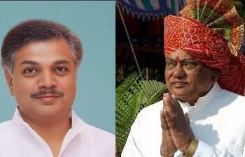 तुळजापूर: धोतरवाल्यांचा परंपरेचा अखेरचा धोतर!