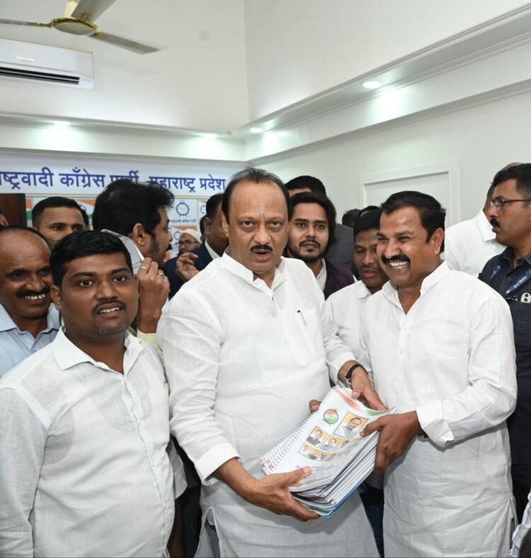 “अजितदादा, एक तरी जागा द्या कि हो!”