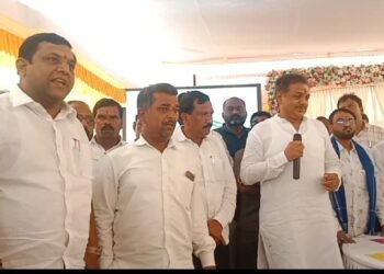 तुळजापुरात भाजप आ. राणा पाटील आणि काँग्रेसचे धीरज पाटील यांच्यात तुफान राडा …