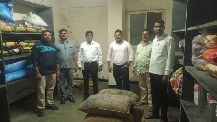 तुळजापूरच्या नवरात्र महोत्सवात पोलिसांचा मेजवानी सोहळा !