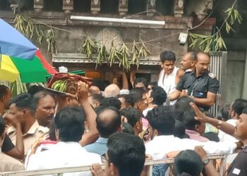 तुळजाभवानीच्या महोत्सवात ‘नवरात्र महाघोंघाव’