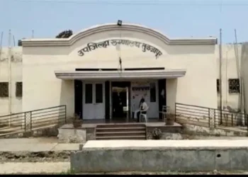 तुळजापूरमध्ये स्वच्छतेचा अभाव: उपजिल्हा रुग्णालयात रुग्णांच्या संख्येत वाढ