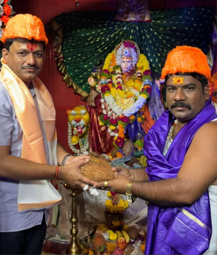 देवीच्या नवसावर धाराशिवचे आमदार कैलास पाटील !
