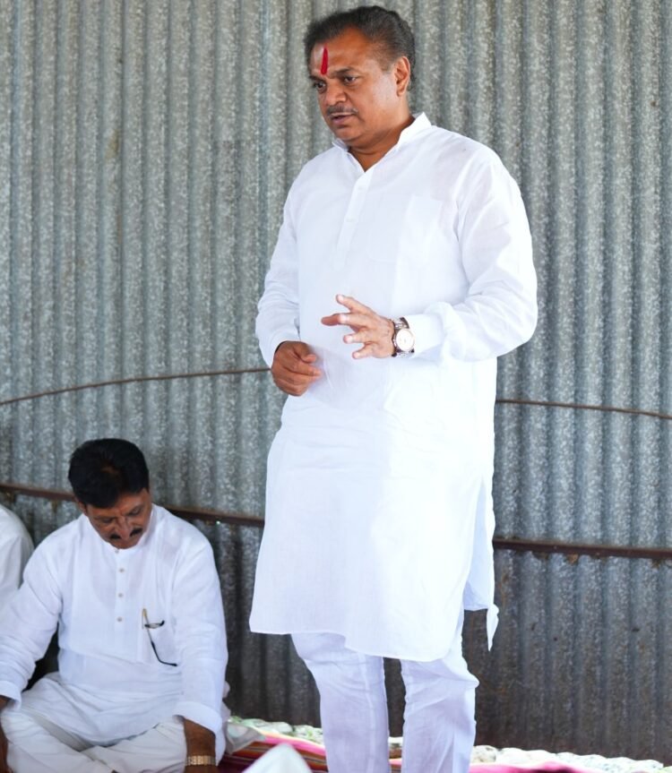 मुलींप्रमाणेच मुलांनाही मोफत उच्च शिक्षण मिळावे – आमदार राणाजगजितसिंह पाटील