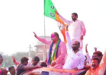  आमदार राणा जगजितसिंह पाटील यांनी मानले मतदारांचे आभार