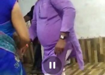 धाराशिवमध्ये “गाडी घुंगराची!” राजकारणाचा तमाशा व्हायरल!