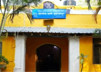 तुळजापूर :  शेतकऱ्याला मारहाण प्रकरणी पोलीस हेड कॉन्स्टेबल निलंबित