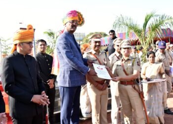 धाराशिव पोलिसांचा प्रजासत्ताक दिनी सत्कार