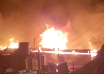 गॅस सिलेंडरच्या स्फोटाने तुळजापूर हादरले ! ( Video )