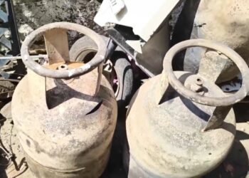 तुळजापूरमध्ये शॉर्टसर्किटमुळे घरगुती गॅस सिलेंडरचे स्फोट, लाखोंचे नुकसान