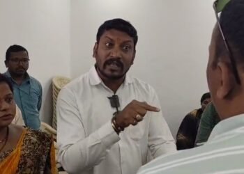 तुळजापूर तहसील कार्यालयात आत्मदहनाचा प्रयत्न