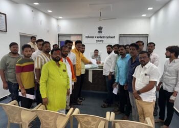 तुळजापूरच्या यात्रा मैदानासाठी पुजारी बांधवांचा जिल्हाधिकाऱ्यांकडे अर्ज