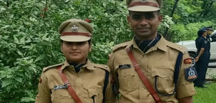 धाराशिवच्या ‘अपर’चा बदली ड्रामा: नवऱ्याची खुर्ची रिकामी, पत्नीने घेतली जागा!