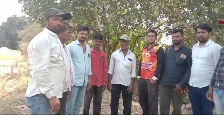 शक्तीपीठ महामार्ग सीमांकनाला नितळीत शेतकऱ्यांचा विरोध, मोजणी रोखली