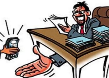 “ना खाऊंगा, ना खाने दूंगा” – पण… आधी जे झालं ते काय?