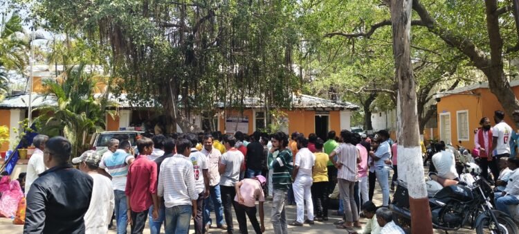 काक्रंबा येथे गोमांस पकडल्यावर दोन गटांत राडा