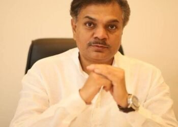 आमदार राणाजगजितसिंह पाटील : मंत्रिपदाचं स्वप्न आणि ‘मित्र’ची भेट !