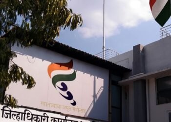 प्रशासकीय अनास्था आणि ‘अर्थ’पूर्ण अभयाचा किळसवाणा खेळ