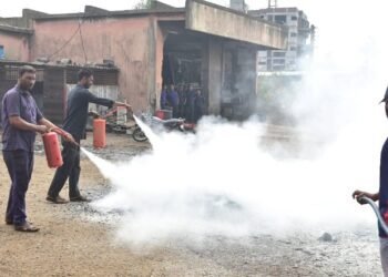 धाराशिव हादरलं! एस.टी. स्टँडवर आगीचा तांडव? छे, छे! हा तर प्रशासनाचा ‘मास्टर प्लॅन’!