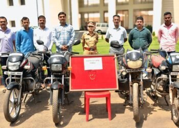 धाराशिव: सोन्याचे दागिने व चार मोटरसायकल चोरणारे दोन आरोपी अटकेत