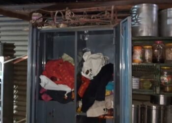 कळंबमध्ये माजी सैनिकाच्या घरावर दरोड्याचा प्रयत्न, विरोध करणाऱ्या वडिलांना जबर मारहाण, प्रकृती चिंताजनक