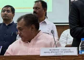 थाटामाटात ‘राज्यमंत्री’, पण दर्जा कागदावर नाही! राणा पाटलांच्या नेमप्लेटची जिल्ह्यात जोरदार चर्चा!