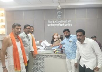 तुळजापूर सैनिक शाळेवर गंभीर आरोप: आर्थिक गैरव्यवहार आणि विद्यार्थी मारहाणीच्या चौकशीची शिवसेनेची मागणी