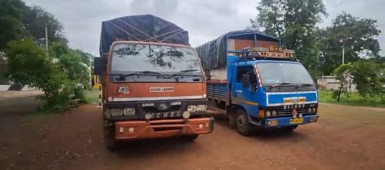 धाराशिव शहरात दोन आयशर टेम्पो जप्त, तिघांवर गुन्हा दाखल…