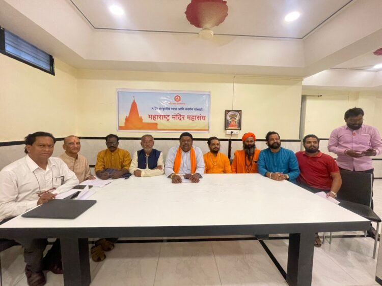 तुळजापूर विकास आराखडा वादात: ब्रह्मदेवाची मूर्ती भंगल्याने दोषी अधिकाऱ्यांवर गुन्हे दाखल करण्याची मागणी