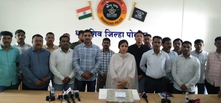 बँकेच्या मॅनेजरनेच रचला २५ लाखांच्या लुटीचा बनाव, ऑनलाइन गेमच्या कर्जामुळे उचलले टोकाचे पाऊल