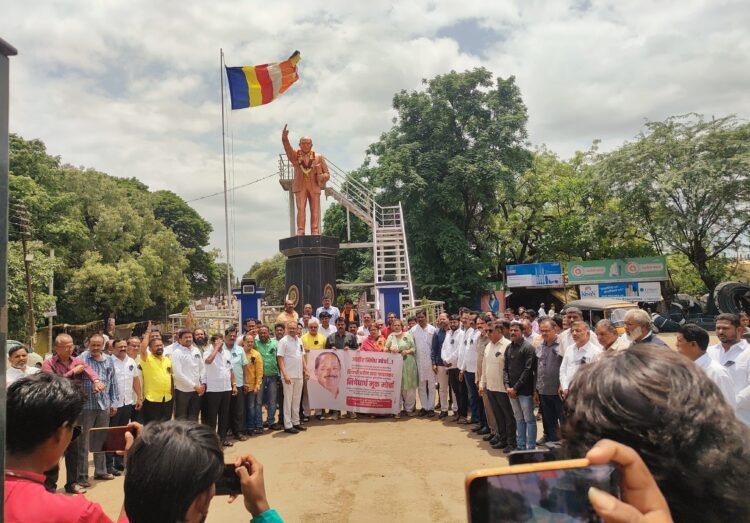 धाराशिव: प्रवीण गायकवाड यांच्यावरील हल्ल्याचा निषेध; मुख्यमंत्र्यांकडे कारवाईची मागणी