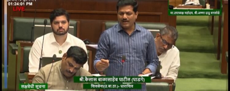 वाशीत धक्कादायक प्रकार: उपविभागीय पोलीस अधिकाऱ्यानेच शेतकऱ्याला ऊसाने झोडपले; विधानसभेत तीव्र पडसाद