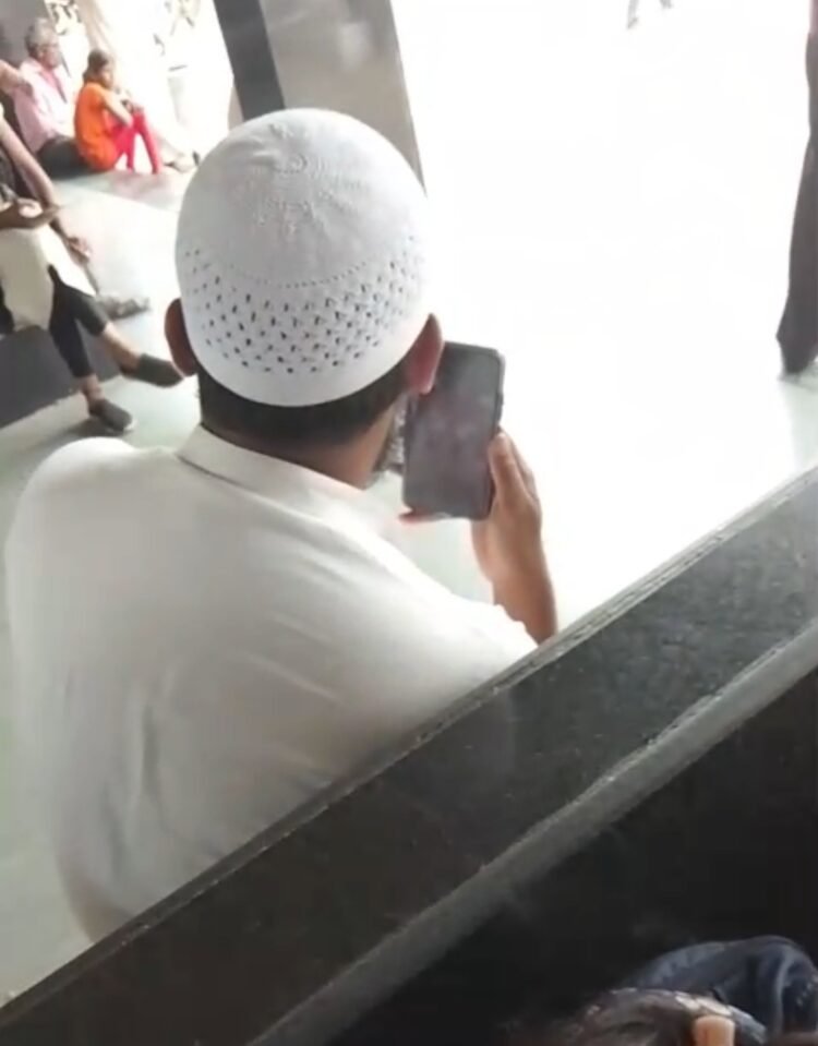 नळदुर्गमध्ये विकृतीचा कळस! धार्मिक शिक्षण देणाऱ्या मौलवीकडूनच बसस्थानकात अश्लील चाळे