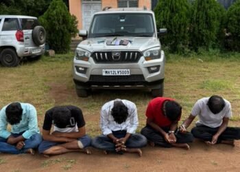 महामार्गावरील व्हायरल व्हिडीओमधील टोळी अखेर गजाआड; स्थानिक गुन्हे शाखेची धाडसी कारवाई