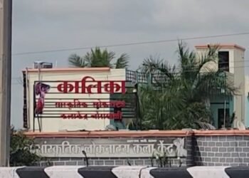 ‘तुळजाई’नंतर पोलीस ॲक्शन मोडमध्ये; जिल्ह्यातील 5 कला केंद्रांवर छापे, बंद खोलीत नृत्याचे प्रकार उघड