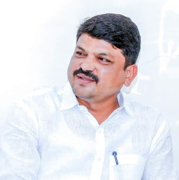 “शिंदे गट आणि उबाठा एकाच नाण्याच्या दोन बाजू, दोघांची स्क्रिप्ट एकच”; १४० कोटींच्या निधीवरून भाजपचा मित्रपक्षावरच घणाघात