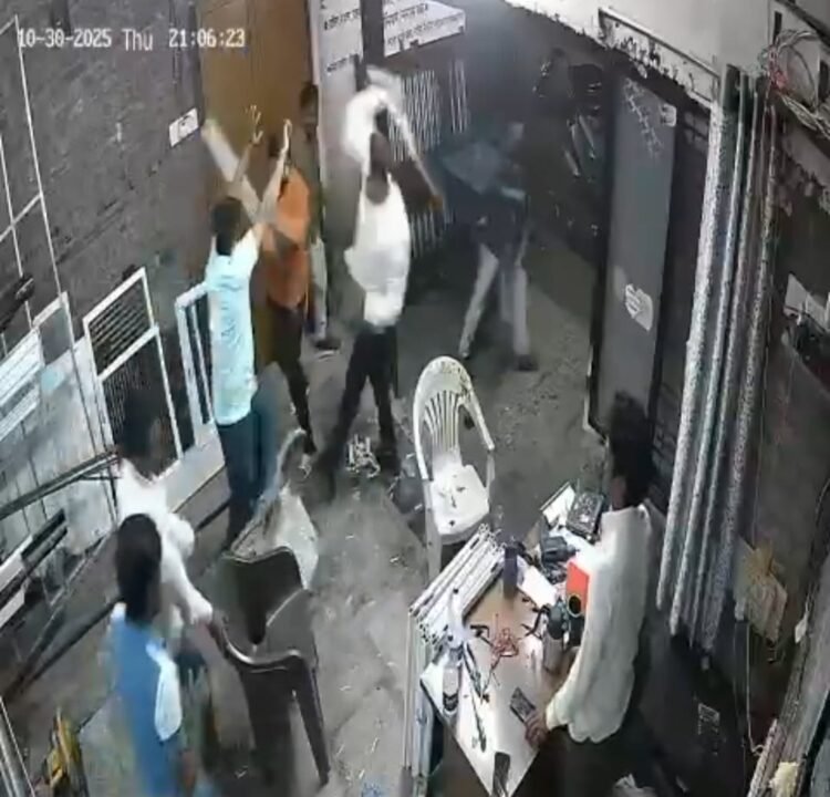 धाराशिवमध्ये राजकीय गुंडगिरी? ठाकरे गटाचे माजी नगरसेवक रोहित निंबाळकर यांच्यावर जीवघेणा हल्ला