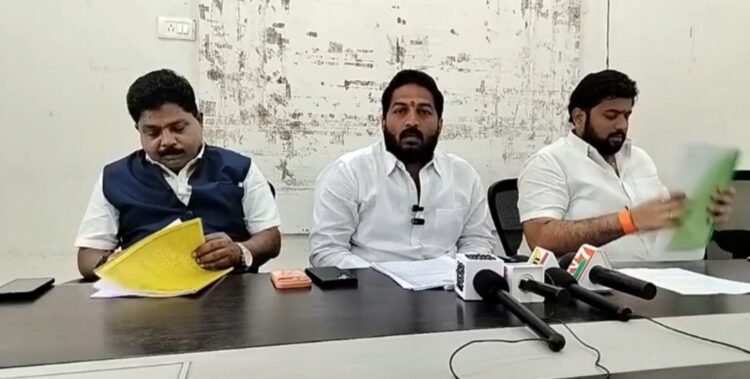 “आम्हीच तक्रार केली!”; ‘शुक्राचार्य’ ट्रोलिंग भोवले; शिंदे गटाचे आमदार पाटलांविरुद्ध ‘रणशिंग’, पालिकेत भाजपला ‘वगळणार’!