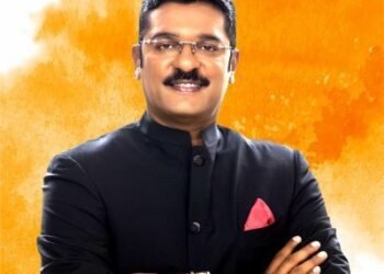 बापरे! पालकमंत्री प्रताप सरनाईक यांचे अवघ्या १२० मिनिटांत बदलले ‘रंग’… उमरग्यात ‘टीकास्त्र’ तर धाराशिवमध्ये ‘मित्र’!