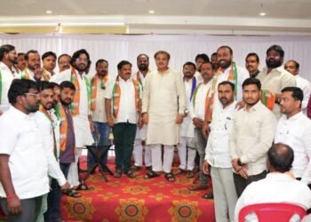 तुळजापूर ड्रग्ज प्रकरण: आरोपींच्या भाजप प्रवेशावरून रान पेटले; सुप्रिया सुळेंचे थेट मुख्यमंत्र्यांना पत्र, आमदार पाटील वादाच्या भोवऱ्यात