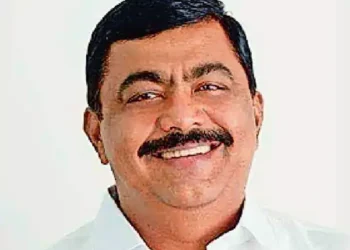 “आधी कामाचा हिशोब द्या, मगच मते मागा!”; नळदुर्गमधील मतदारांचा अशोक जगदाळेंना खडा सवाल