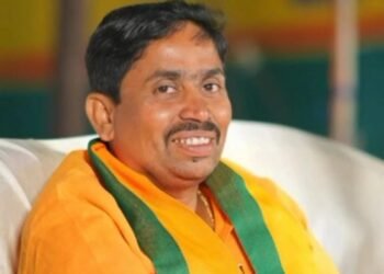 नळदुर्ग नगरपरिषद निवडणूक : नगराध्यक्षपदी भाजपाचे बसवराज धरणे विजयी; अटीतटीच्या लढतीत भाजपाची सरशी